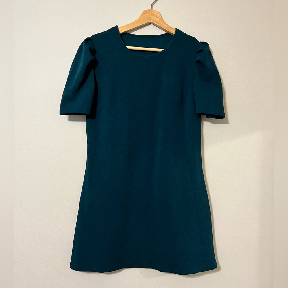 Short sleeved cocktail dress
